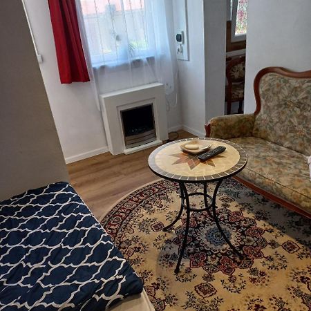 Bungalow Hugo Oppach Bagian luar foto