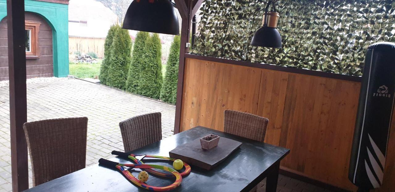 Bungalow Hugo Oppach Bagian luar foto